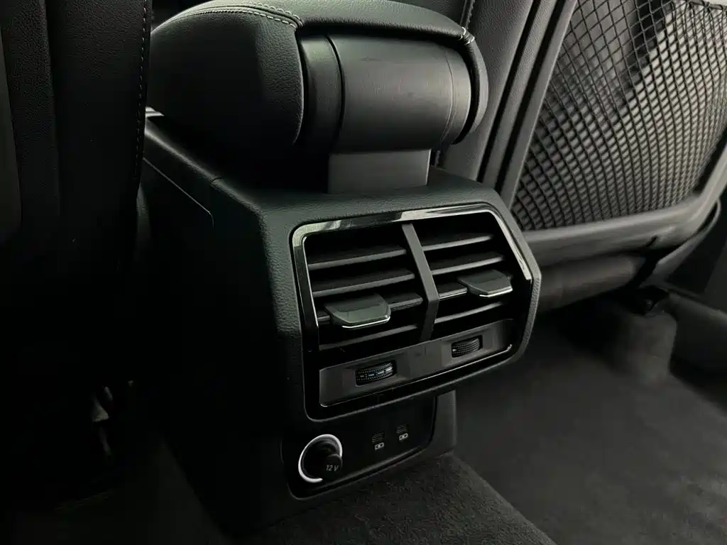 Audi Q3 2022 — фото 13