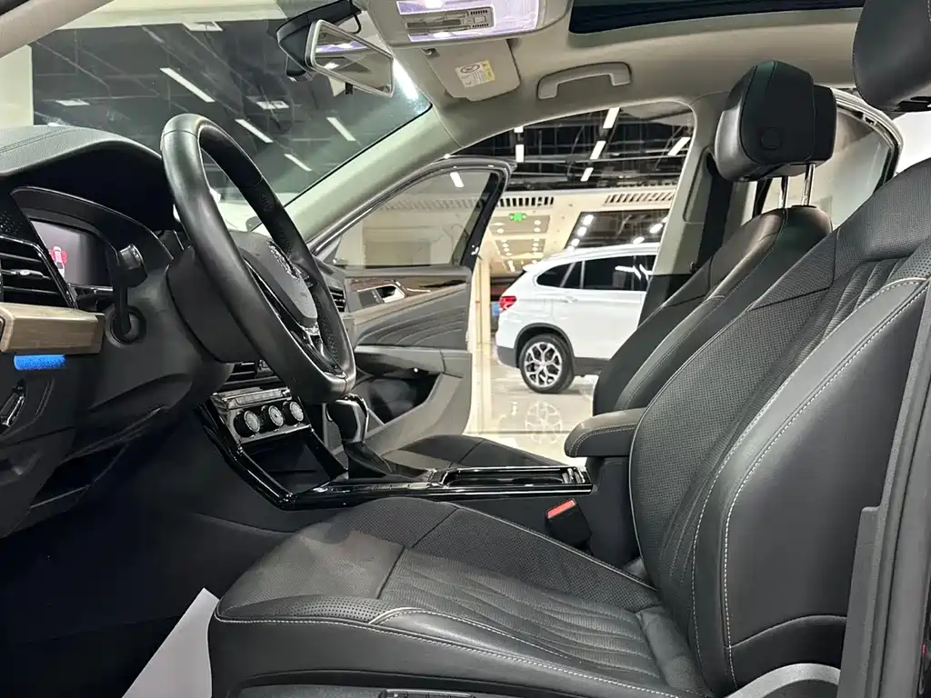Volkswagen Passat 2020