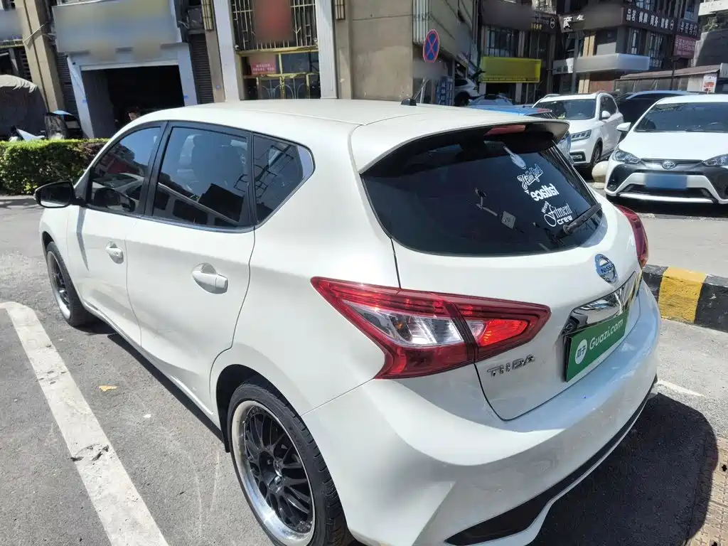 Nissan Tiida 2016 — фото 23