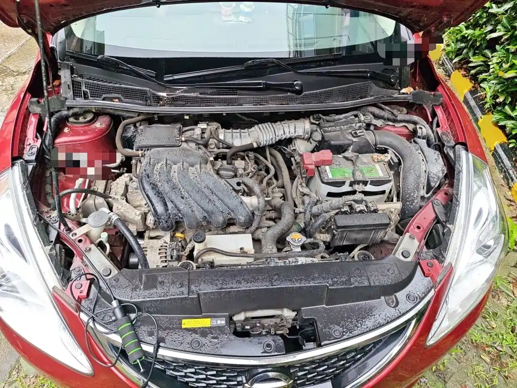 Nissan Tiida 2015 — фото 17
