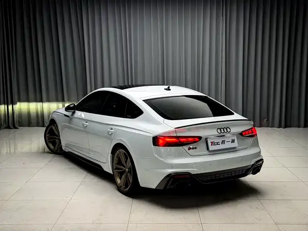 Audi RS 5 2022