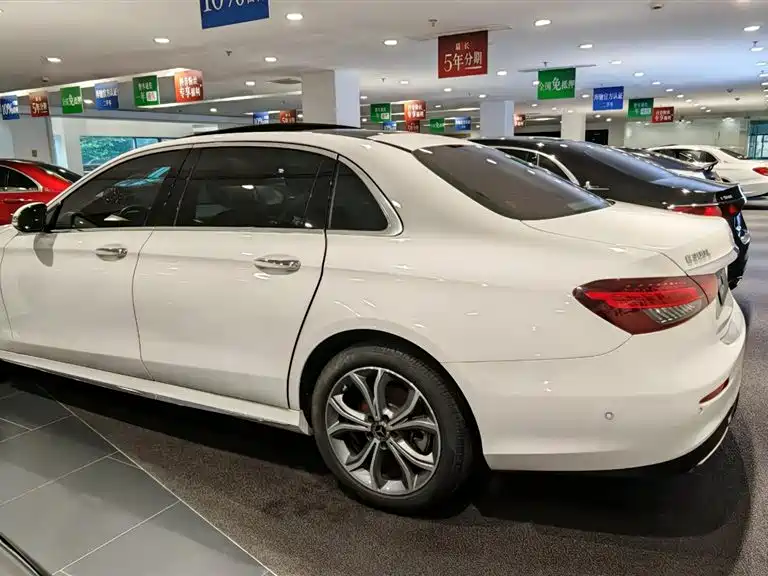 Mercedes-Benz E-Class 2023