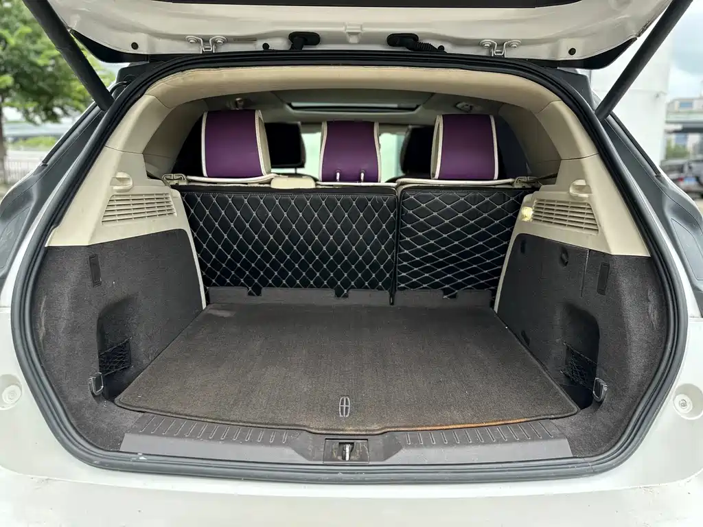 Lincoln MKC 2015 — фото 25