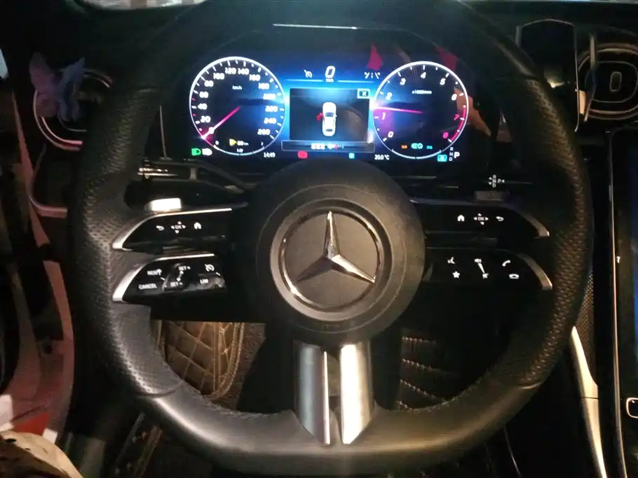 Mercedes-Benz C-Class 2022 — фото 15