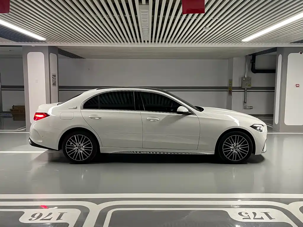 Mercedes-Benz C-Class 2022 — фото 25