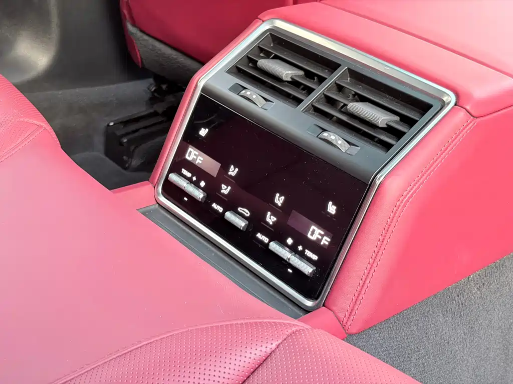 Porsche Panamera 2023 — фото 15