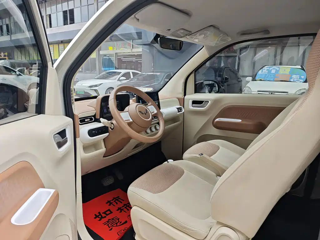 Wuling Hongguang MINIEV 2025