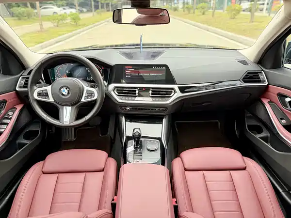 BMW 3 Series 2021