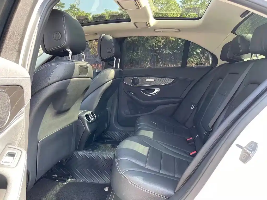Mercedes-Benz C-Class 2017