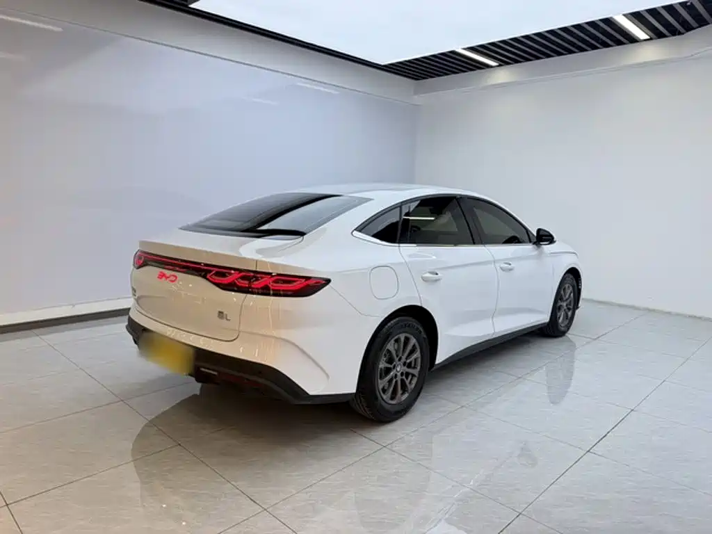 BYD Qin L 2025 — фото 15