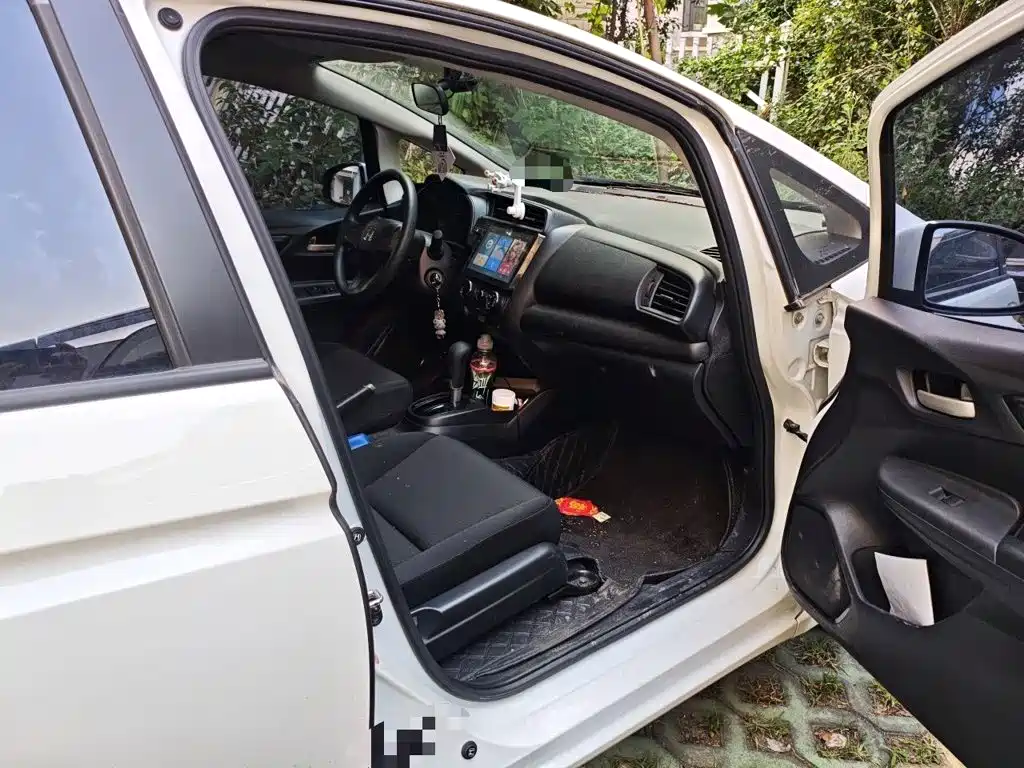 Honda Fit 2018 — фото 21