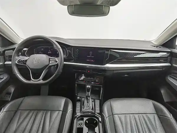 Volkswagen Passat Plug-In Hybrid 2024