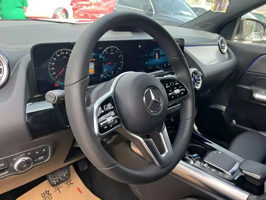 Mercedes-Benz GLA 2021 — фото 17