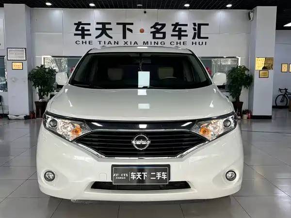 Nissan Quest 2015