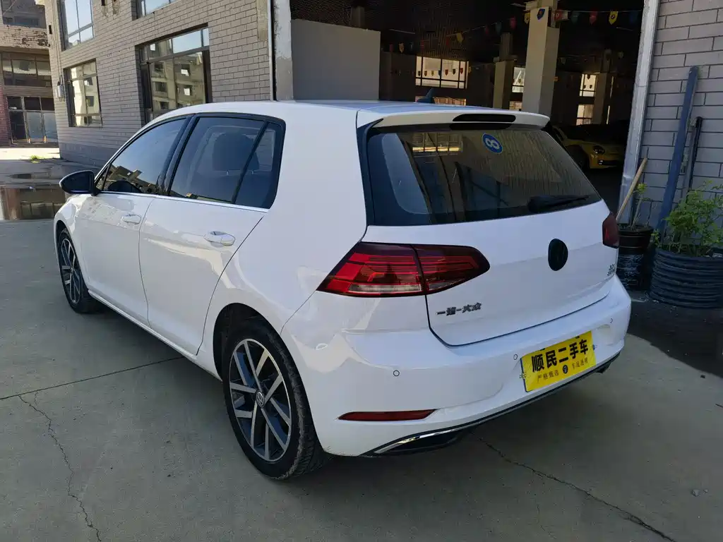 Volkswagen Golf 2020
