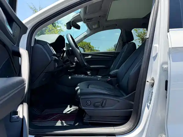 Audi Q5L 2021