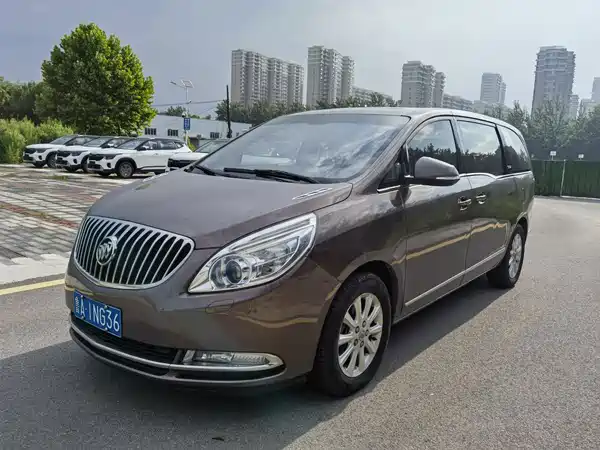Buick GL8 2013