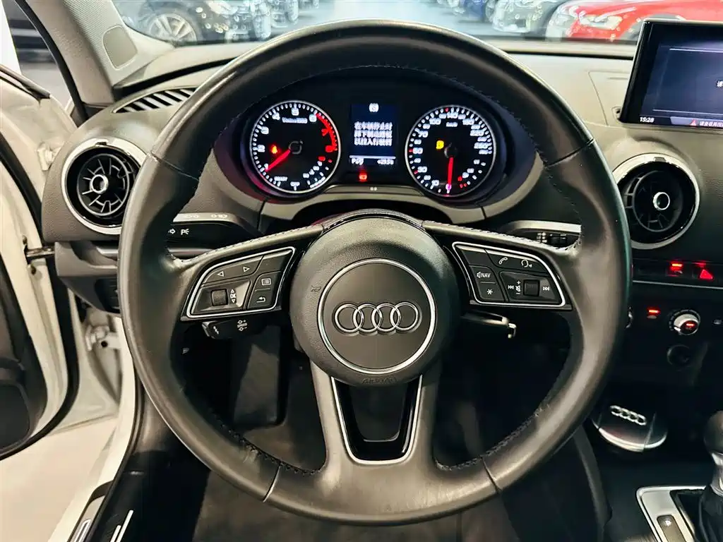 Audi A3 2020 — фото 11