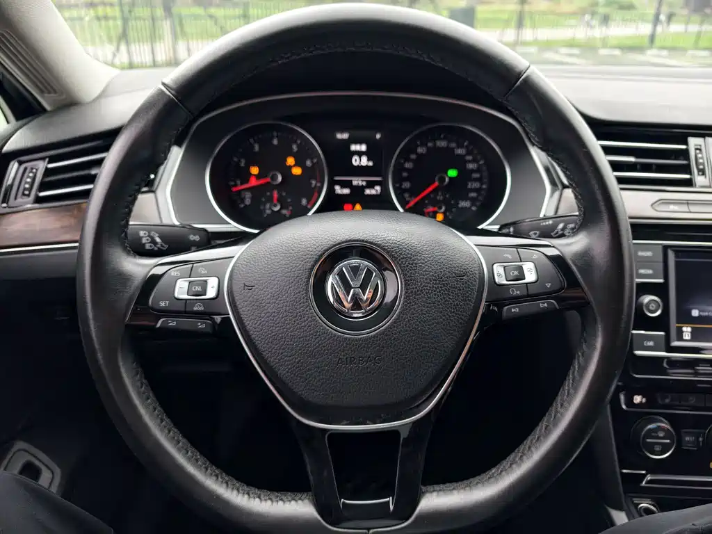 Volkswagen Magotan 2018 — фото 16