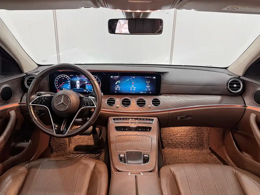 Mercedes-Benz E-Class 2021 — фото 12