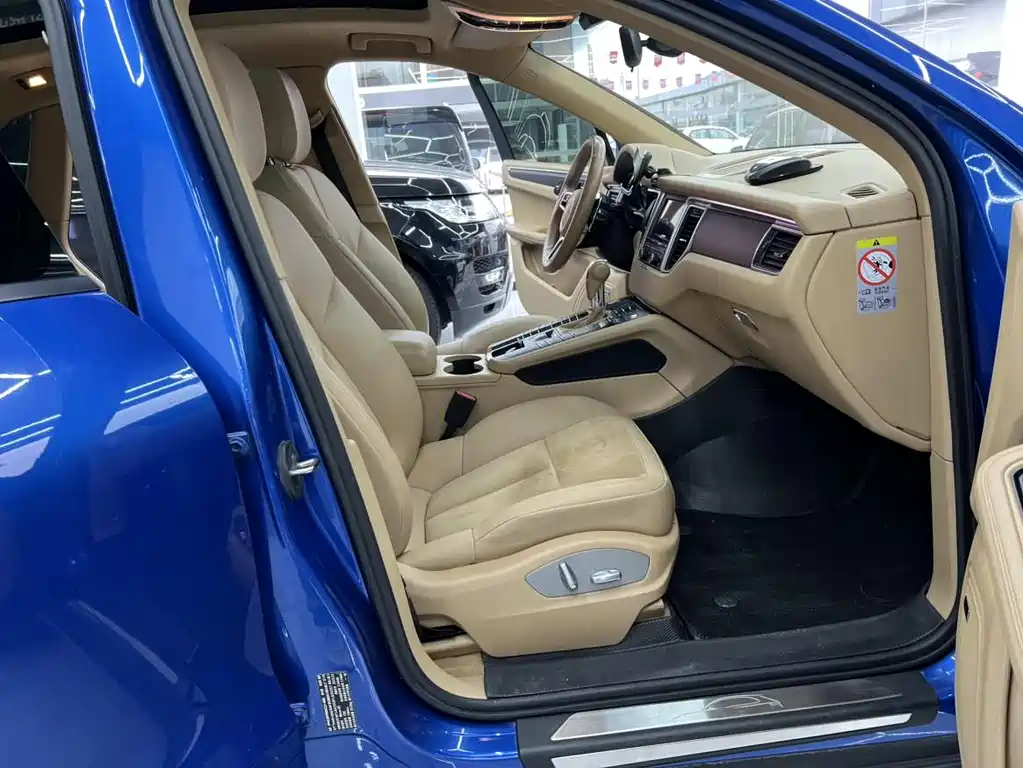 Porsche Macan 2015 — фото 11