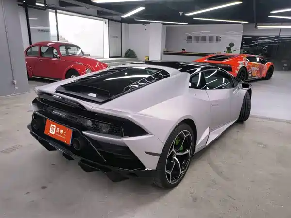 Lamborghini Huracan 2020