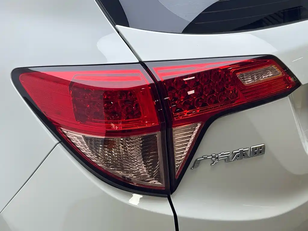 Honda Vezel 2016 — фото 8