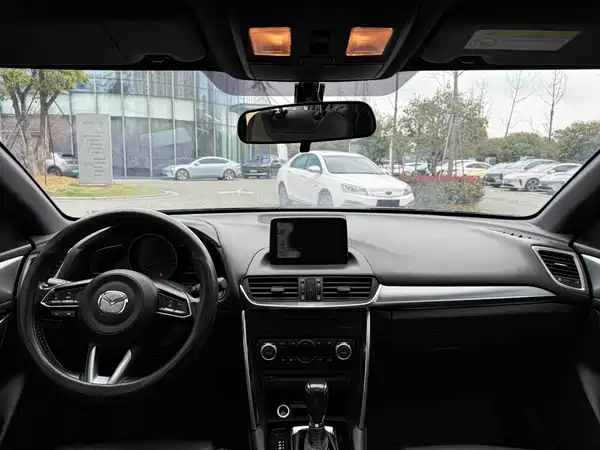 Mazda CX-4 2018