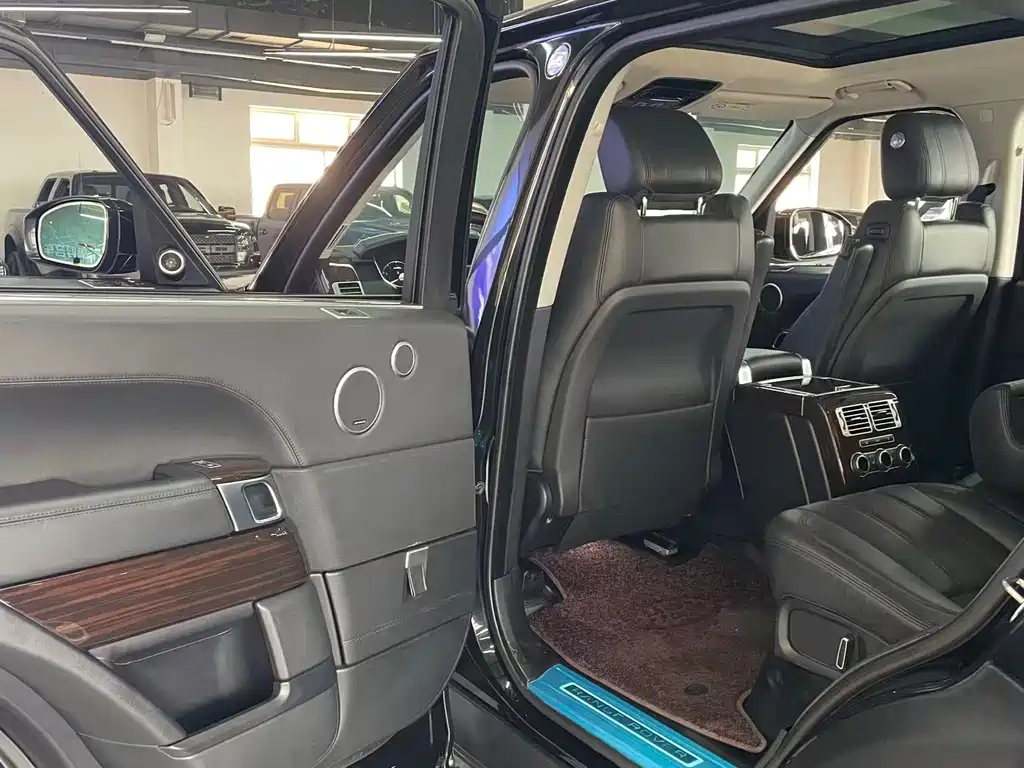 Land Rover Range Rover 2016 — фото 11