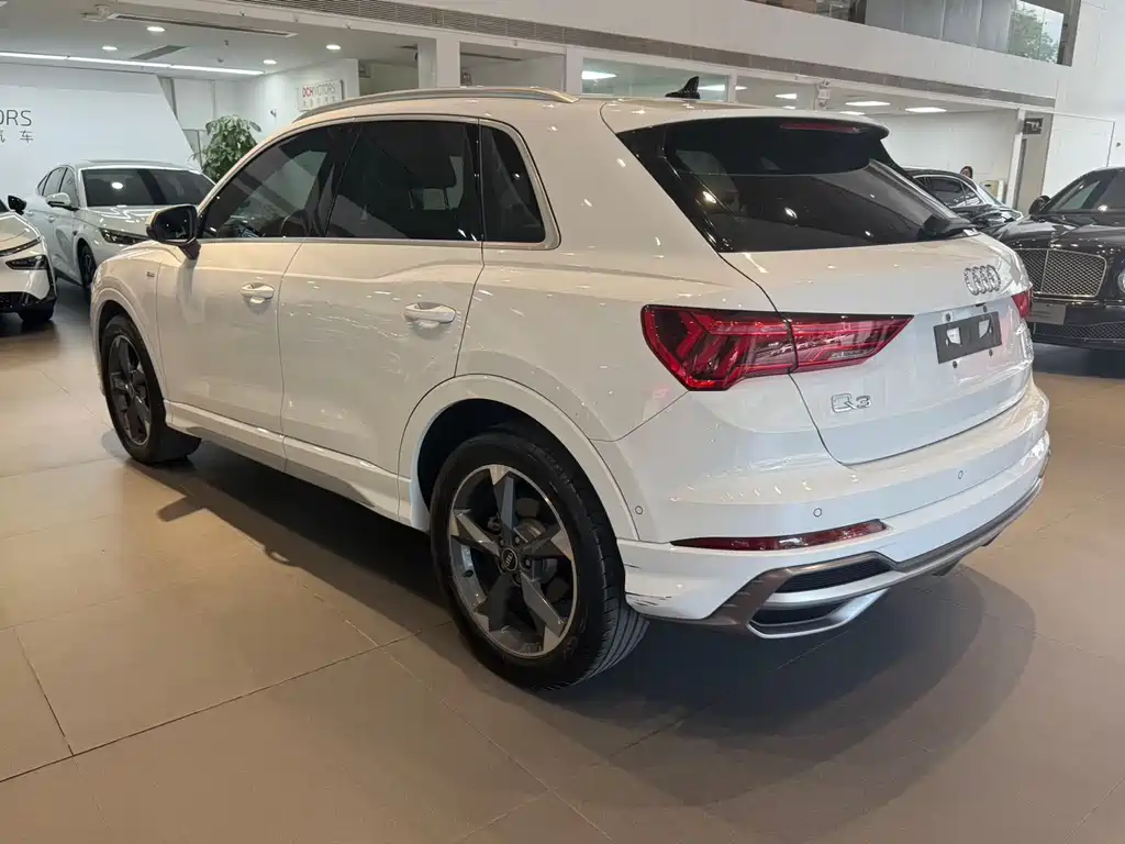 Audi Q3 2022