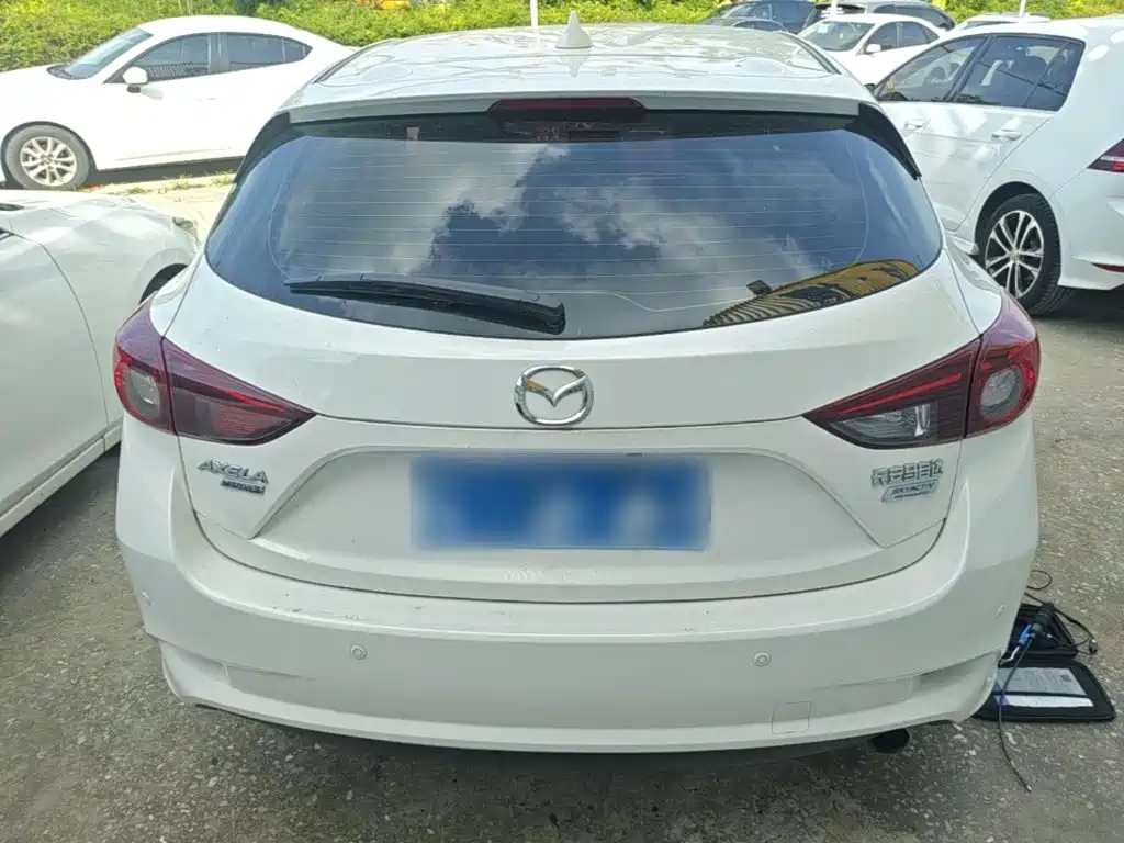 Mazda 3 Axela 2018