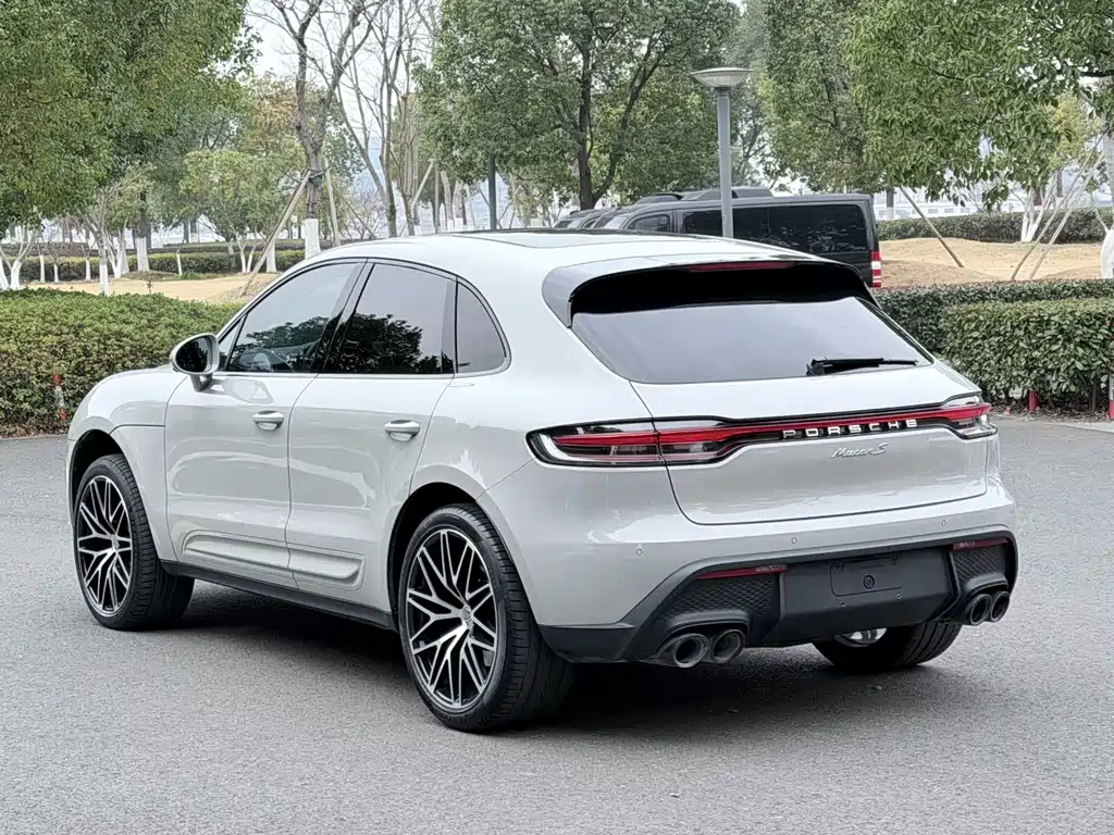 Porsche Macan 2022 — фото 19