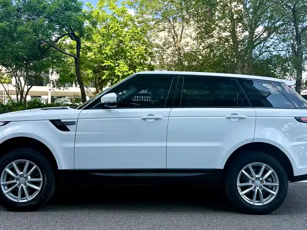 Land Rover Range Rover Sport 2015