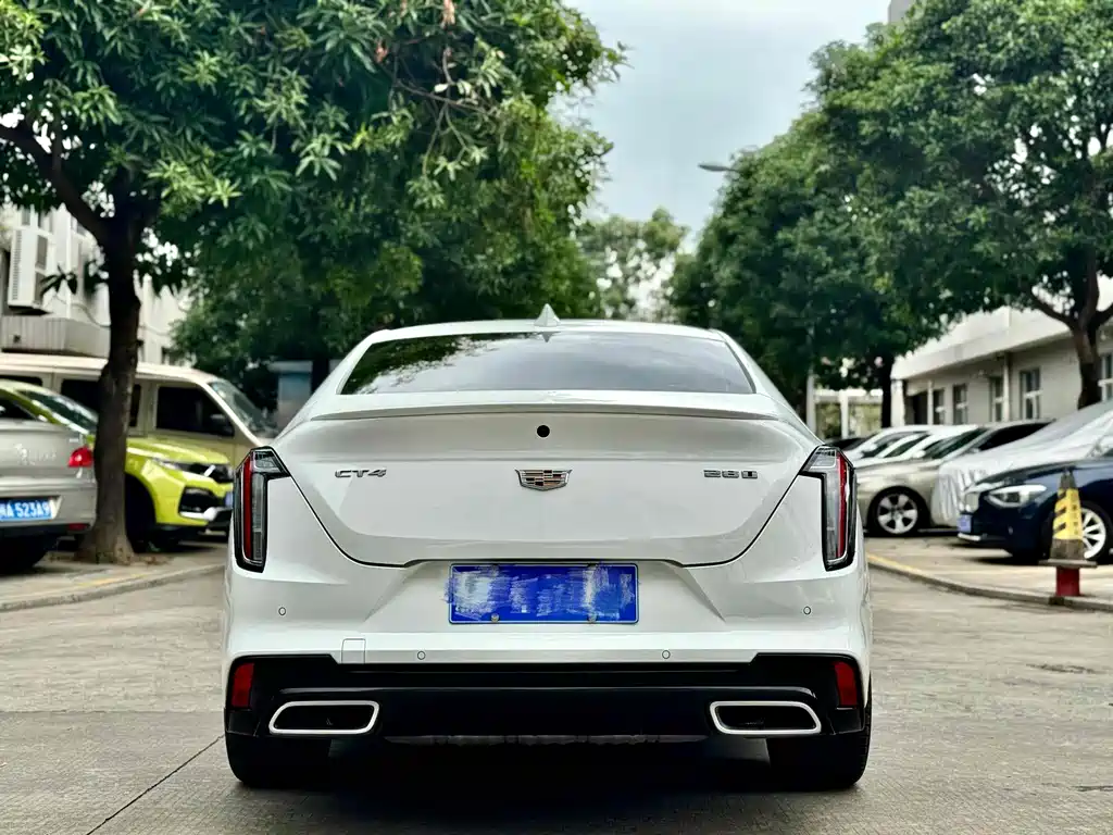 Cadillac CT4 2021 — фото 17
