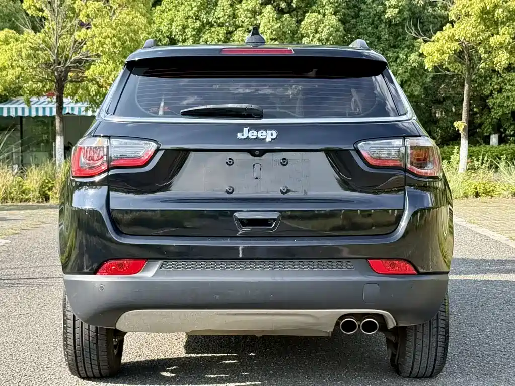 Jeep Compass 2019 — фото 8
