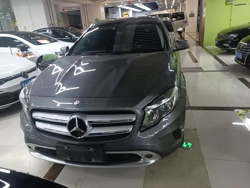 Mercedes-Benz GLA 2016