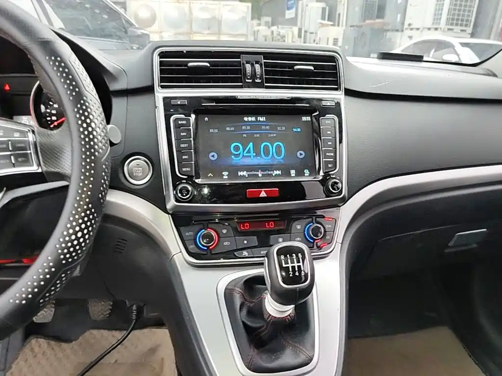 Haval M6 2018 — фото 13