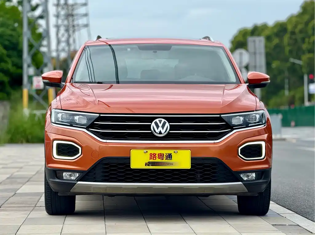 Volkswagen T-Roc 2019 — фото 2
