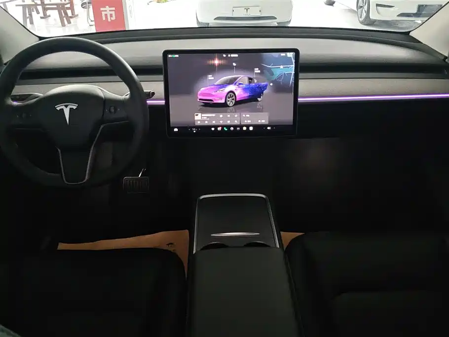 Tesla Model Y 2023 — фото 12