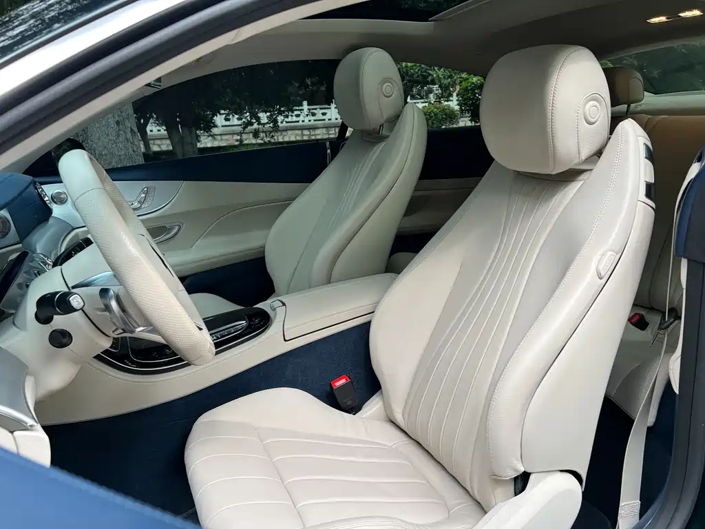 Mercedes-Benz E-Class 2023 — фото 20