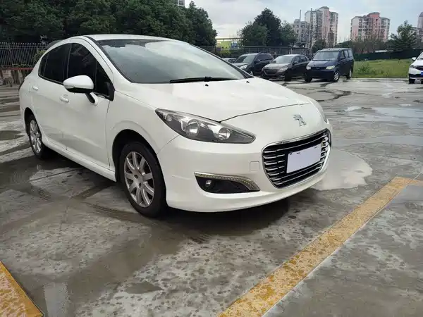 Peugeot 308 2014