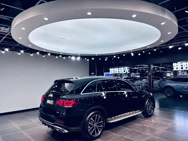 Mercedes-Benz GLC 2021