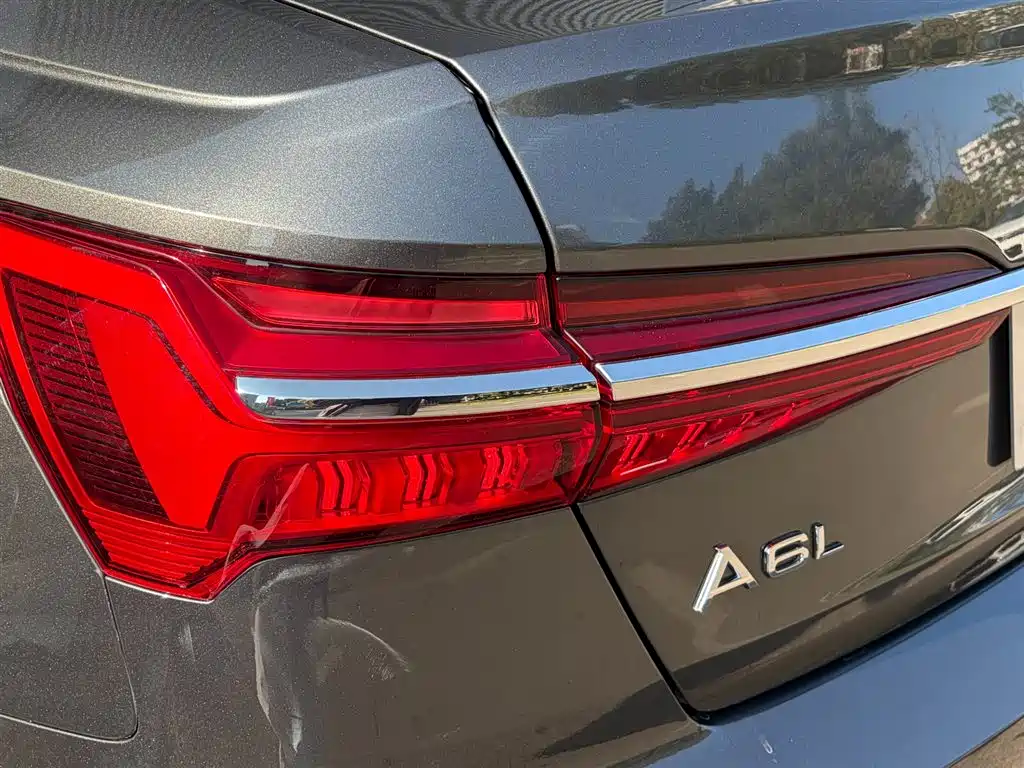 Audi A6L 2019 — фото 31