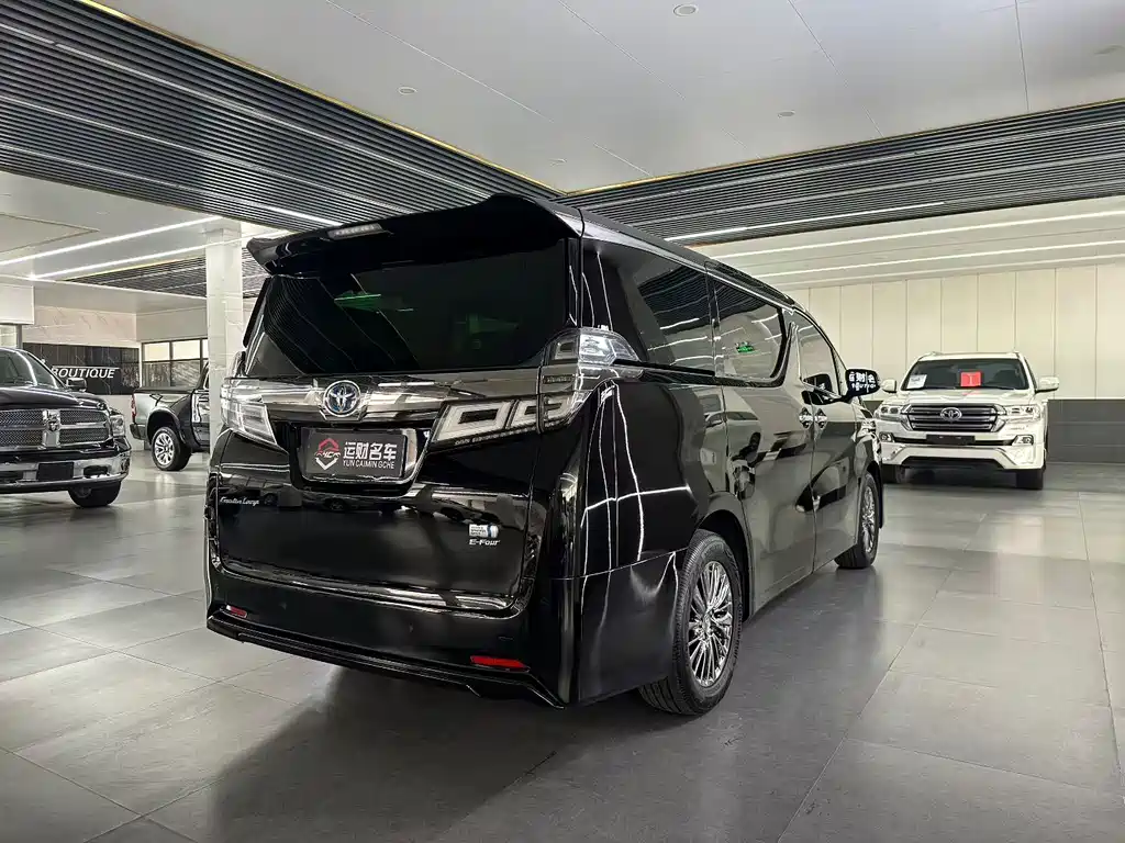 Toyota Vellfire 2021 — фото 9