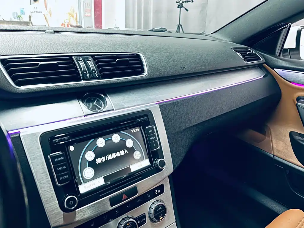 Volkswagen CC 2015 — фото 18