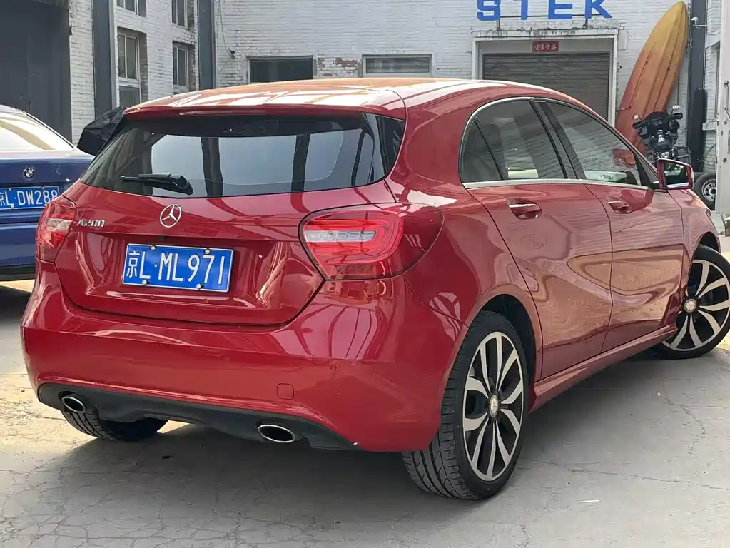 Mercedes-Benz A-Class 2015 — фото 2