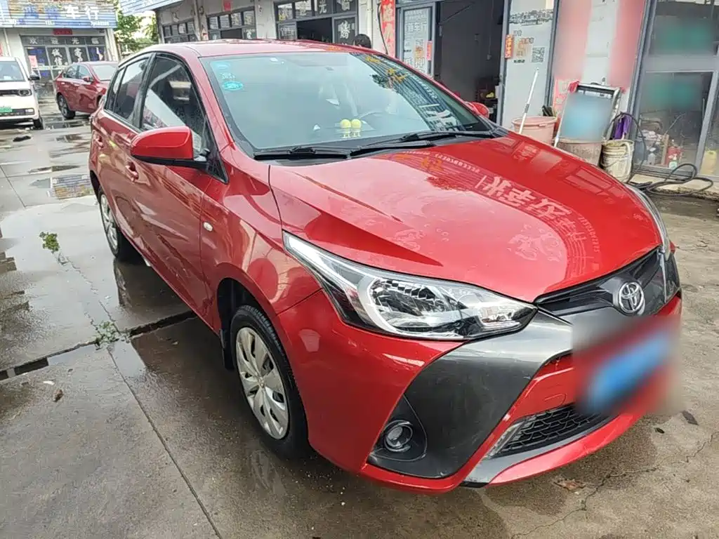 Toyota Yaris L 2019 — фото 4