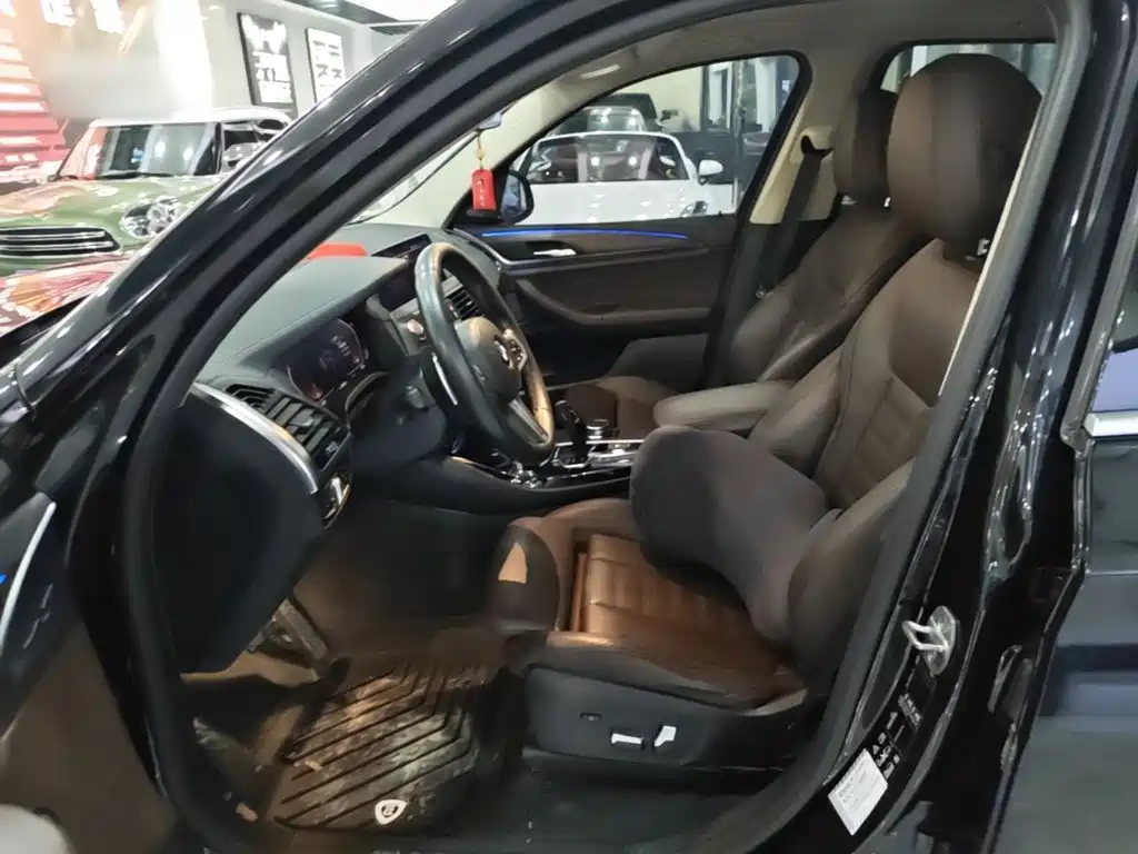 BMW X3 2019 — фото 15