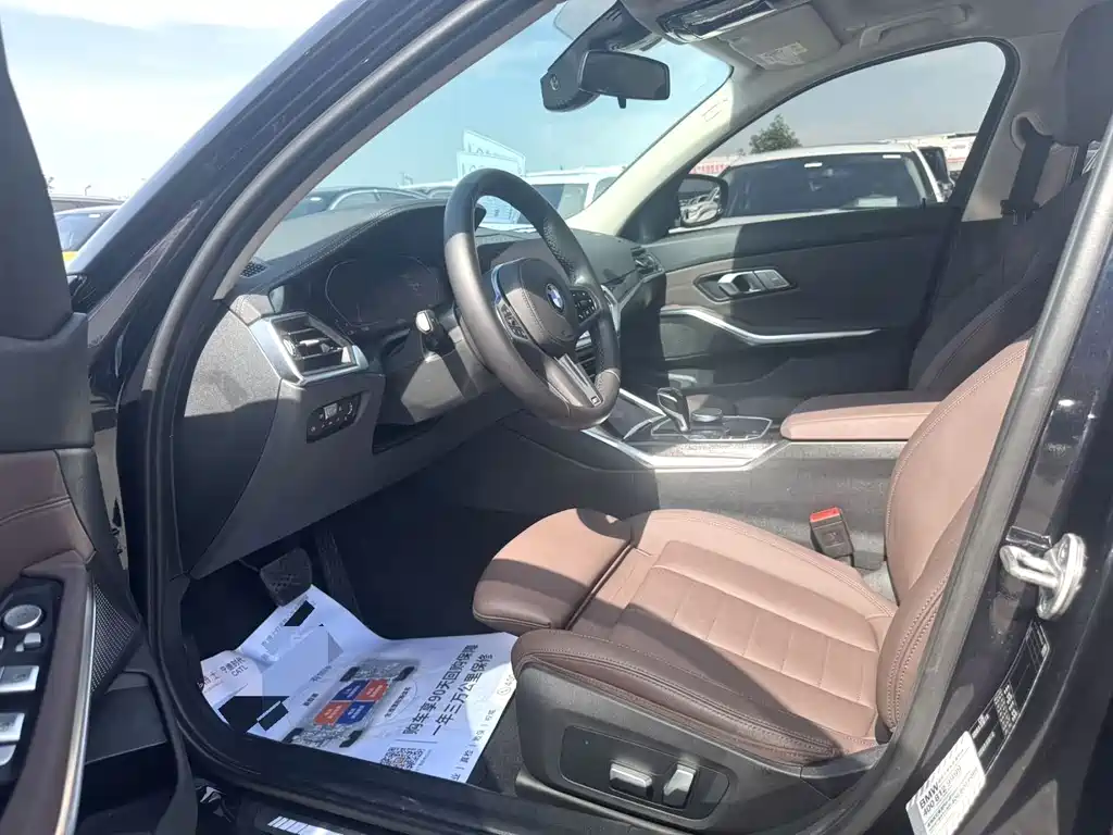 BMW 3 Series 2021