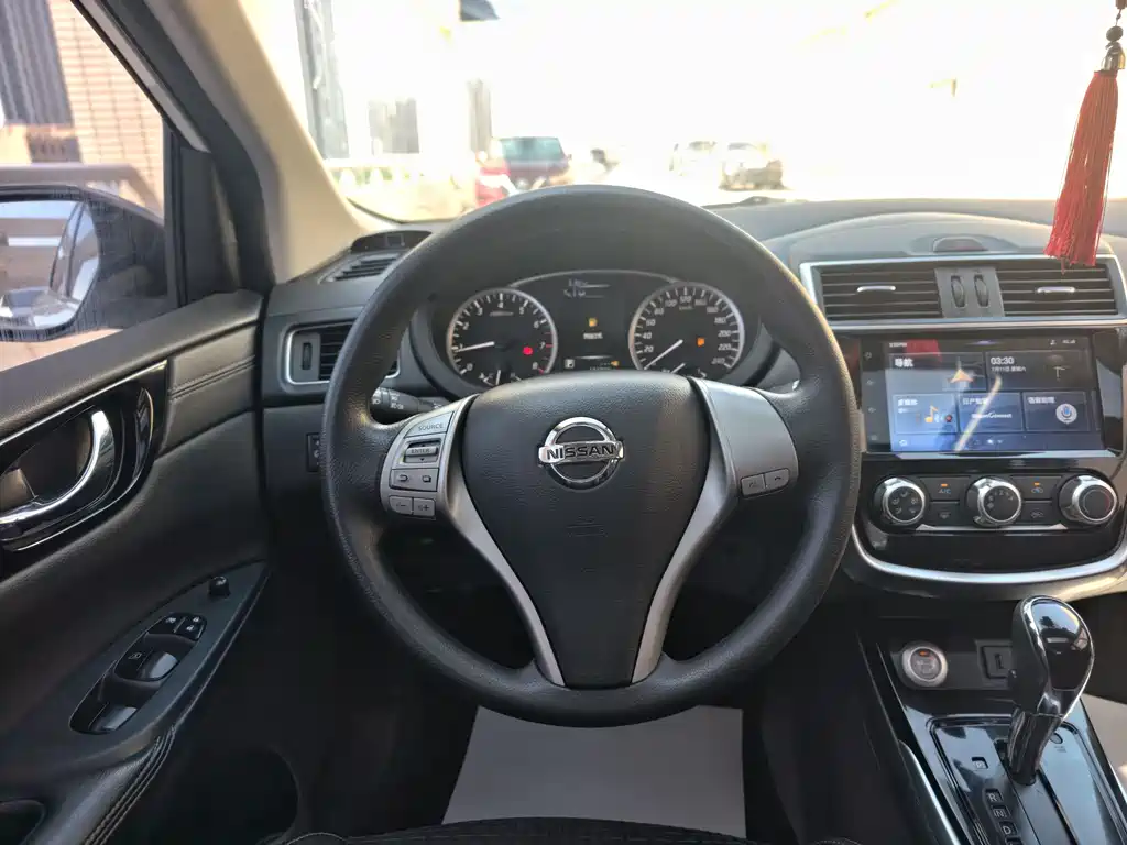 Nissan Tiida 2019 — фото 29